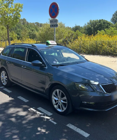 taxi-du-grand-pic-saint-loup-taxi-saint-clement-de-riviere-vehicule